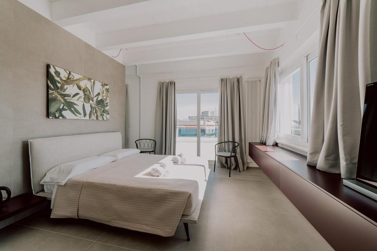 Suite Donna Edwige By Monholiday Monopoli Εξωτερικό φωτογραφία